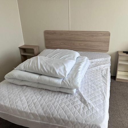 Pg173 Golden Palm Resort 6 Berth Caravan With Decking شابيل سانت ليوناردز المظهر الخارجي الصورة
